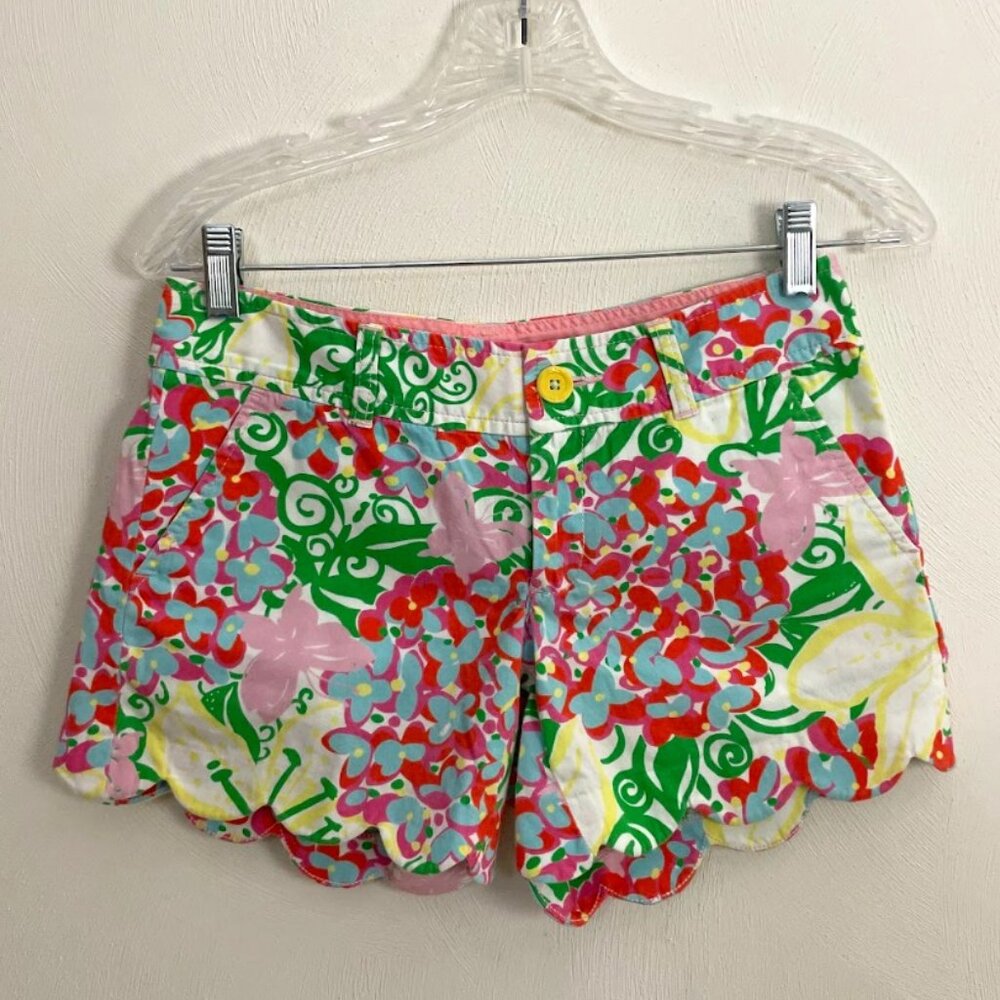 Lilly Pulitzer Mariposa Buttercup Scalloped Shorts - Size 00 - For a good cause!